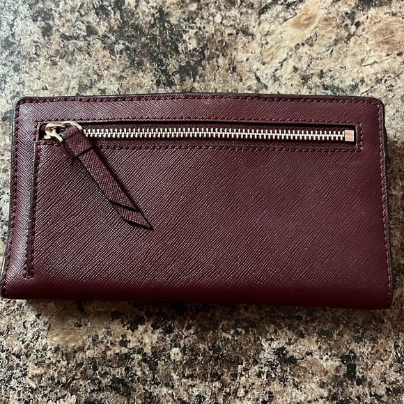 Kate Spade wallet - Picture 2 of 4